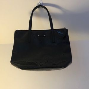 Kate Spade: Shiny, black purse